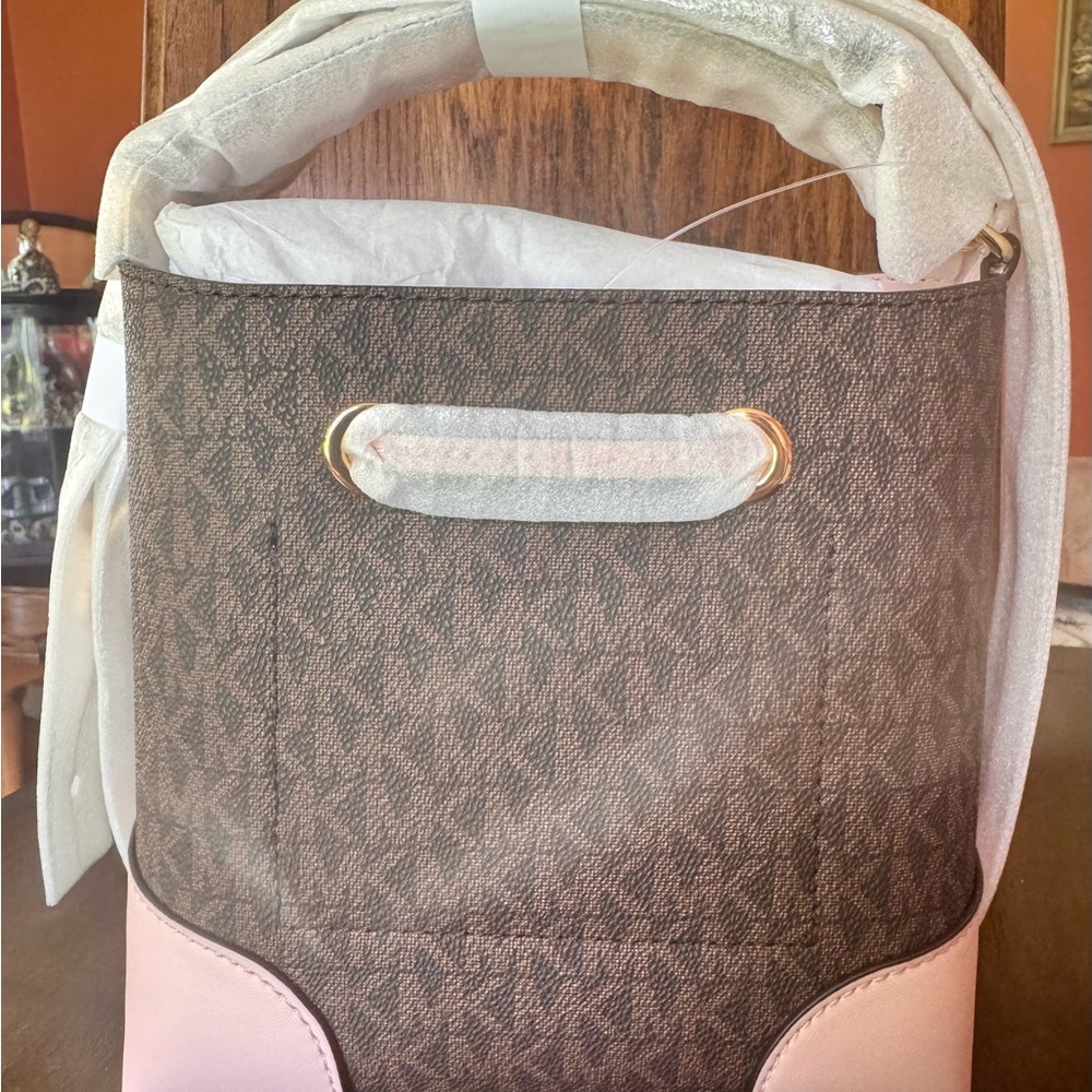 Michael Kors Brown and Pink Shoulder Bag with Monogram Design - Picture 2 of 6
